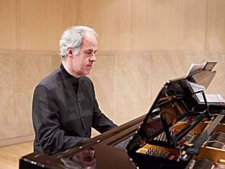 Bertrand Giraud,  maestro al piano in San Giuseppe