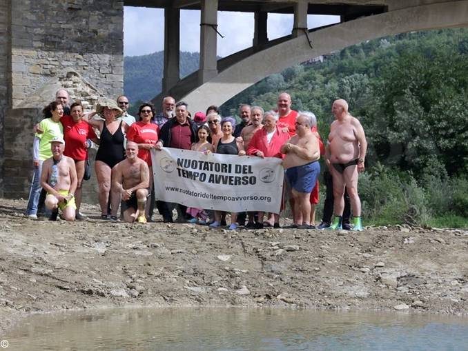 Un bagno nel fiume Bormida per la rinascita della valle 1