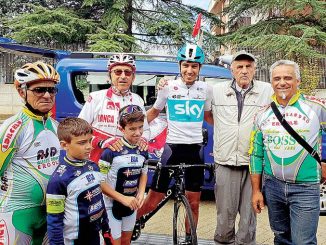 Cento cicloamatori (e Diego Rosa) alla Pedalatamica per l’oncologia