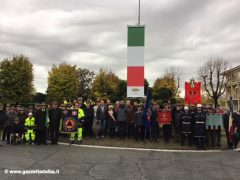 Bra: inaugurati i due pennoni in ricordo delle vittime della Grande Guerra