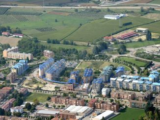 Incidente sul lavoro nel complesso dei Tetti blu di viale Masera