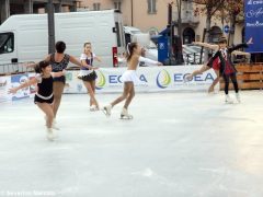 Ad Alba si pattina sul ghiaccio in piazza Pertinace 6