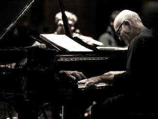 Il concerto di Ludovico Einaudi inaugurerà la "Primavera di Alba"