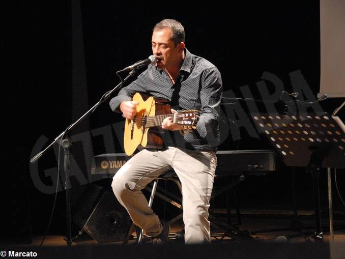 Augusto Manzo, re del balon nel nuovo disco di Carrero