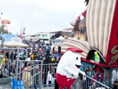 Kinder partecipa allo storico Carnevale di Viareggio 5