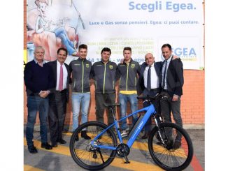 Egea ha donato una bici a pedalata assistita alla promessa del balon Cristian Gatto