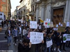 Fridays for future ad Alba, la fotogallery della manifestazione 15