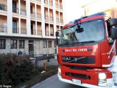 Paura per un incendio in un palazzo di piazza San Paolo ad Alba 3