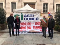 Amministratori albesi al presidio permanente per l’autostrada Asti-Cuneo