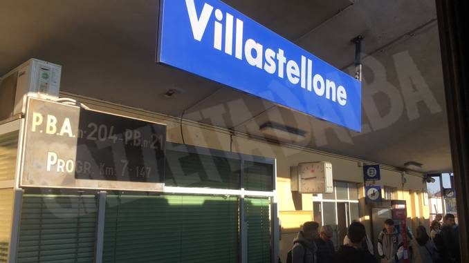 Treno Alba-Torino: pendolari fermi a Villastellone