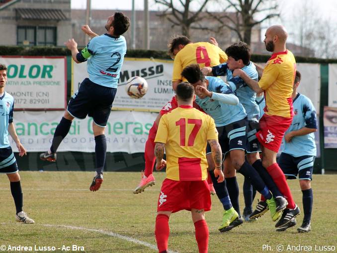 Il Bra supera 31 il Vado nel recupero e torna da solo in vetta alla Serie D