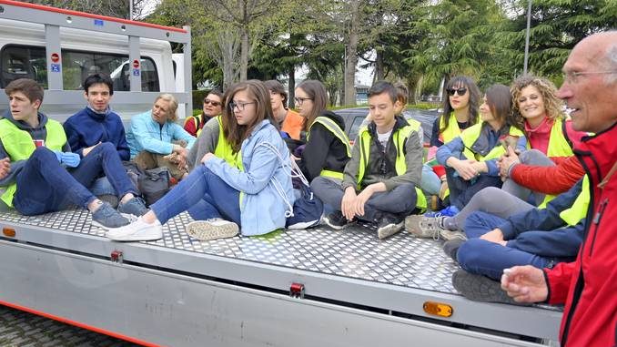 Raccolti tre camion di rifiuti abbandonati a San Cassiano 5