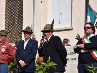 Alpini in Langa: oltre mille persone hanno partecipato alla sfilata