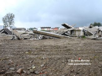 Demolito lo scheletro del multisala mai realizzato in corso Asti, al suo posto un centro commerciale innovativo