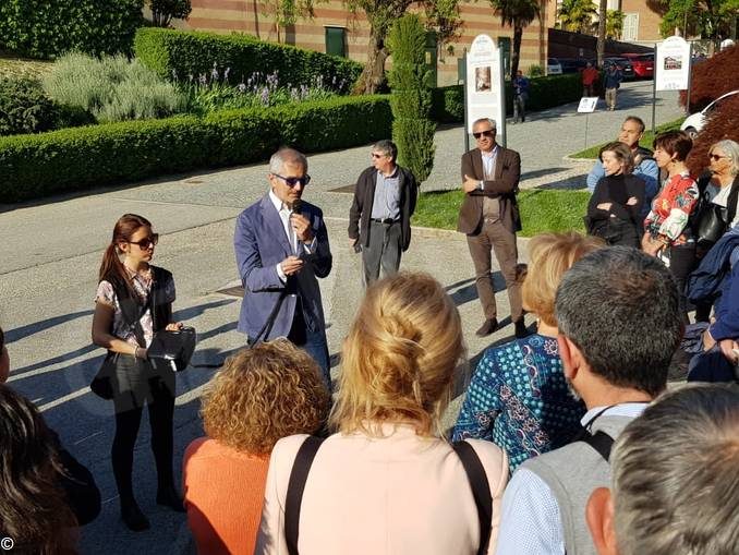 Gianrico Carofiglio legge Lussu nella prima passeggiata letteraria della fondazione Mirafiore 2