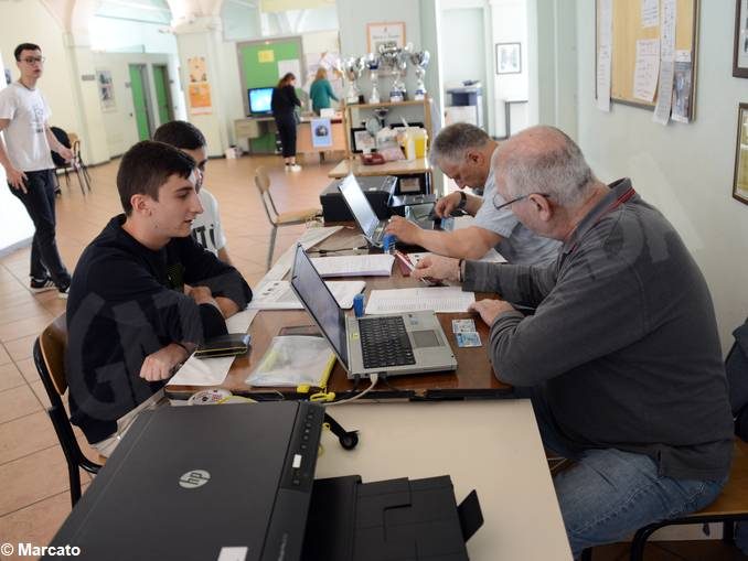 I ragazzi sanno donare: l’autoemoteca a scuola 1