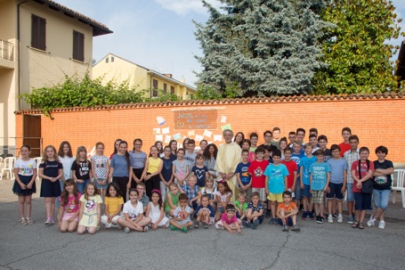 Ceresole: festa a sorpresa per il parroco don Eugenio Viberti 1