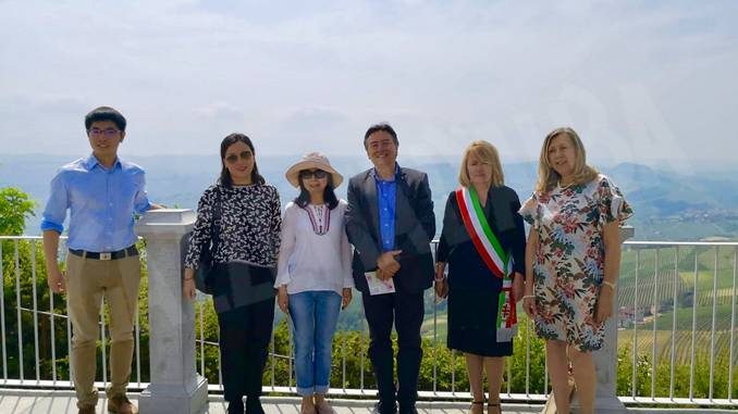 Delegazione del consolato cinese a Milano in visita alle colline Unesco