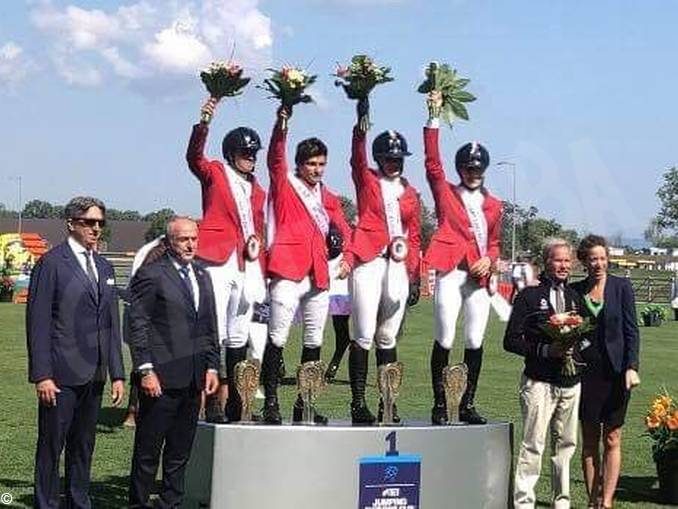 Equitazione: l'Italia con Spinelli vince la Coppa delle nazioni 1