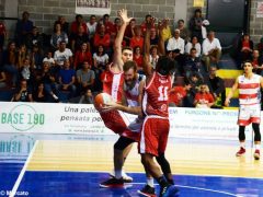 Basket: la fotogallery del debutto casalingo per l