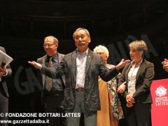 Haruki Murakami, la Quercia del premio Lattes Grinzane 2