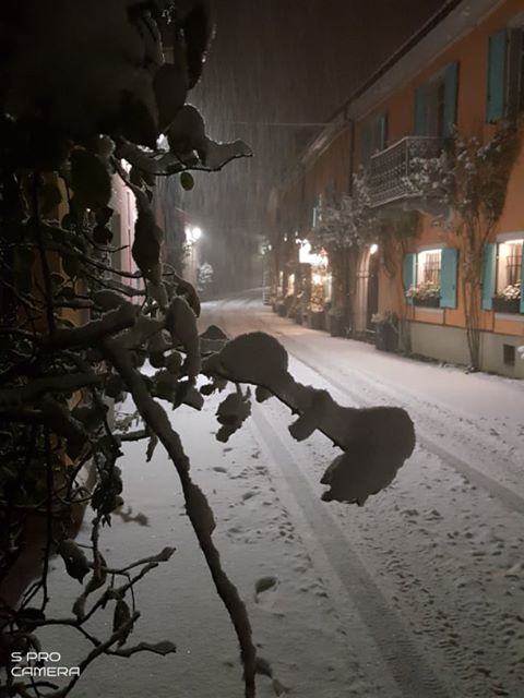 Iniziata la nevicata sulle Langhe 3