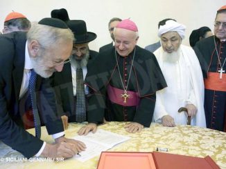 Le tre grandi religioni unite contro eutanasia e suicidio