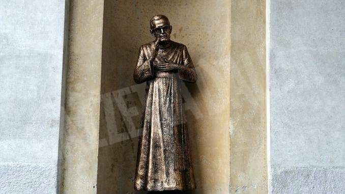 Inaugurata la  statua di don Alberione al santuario della Madonna dei fiori di Bra 1