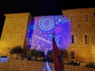 A Mango si aspetta il Natale con concerto, notte latina e Presepe di luce