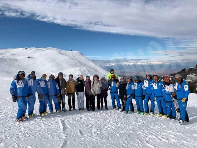 La scuola si sposta in montagna: i licei classico e artistico partecipano al progetto Sci e natura 2