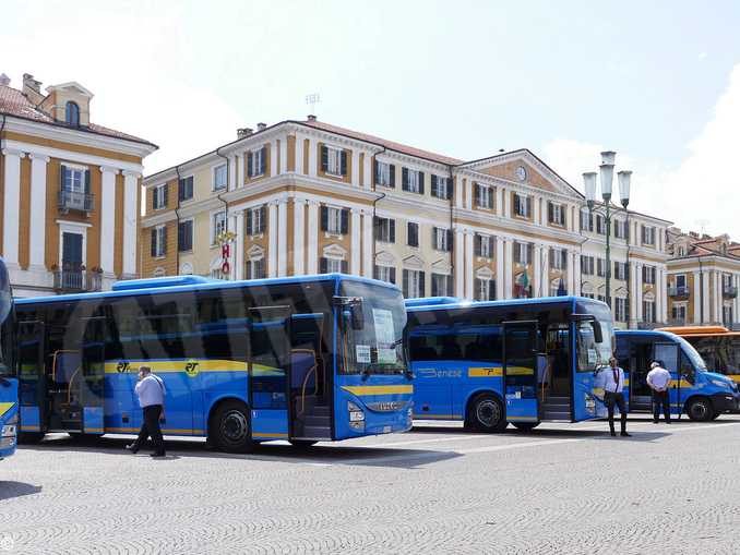 I numeri di Grandabus: gli over 65 che nel 2019 hanno usato i mezzi pubblici sono aumentati del 16%