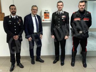 Donato un nuovo defibrillatore ai Carabinieri di Asti