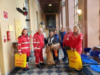 La Befana della Croce rossa in visita ai reparti del San Lazzaro