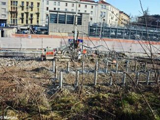 Procedono a rilento i lavori per la passerella della stazione