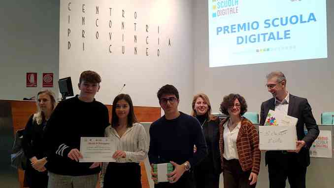 I ragazzi del Giolitti-Gandino al premio Scuola digitale 2020