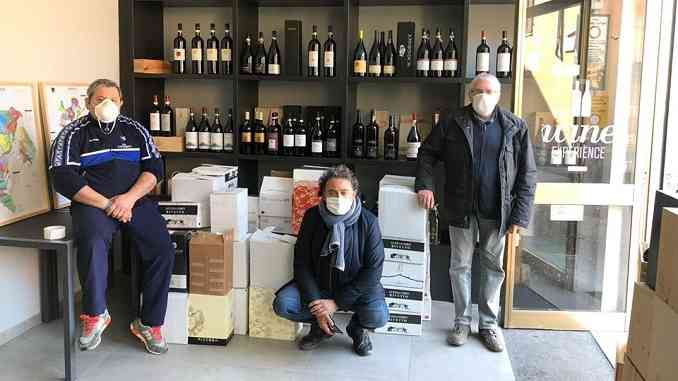 I produttori di WinExperience donano centinaia di bottiglie a Caritas, Asava e Ottolenghi