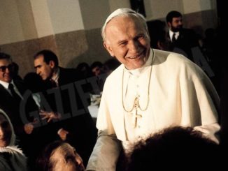 San Karol Wojtyla, la figura del Papa venuto da lontano nel suo centenario