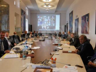 I vertici Ubi banca partecipano alla riunione del Consiglio generale della fondazione Crc