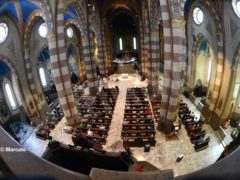 La ripresa delle celebrazioni. La prima messa domenicale in duomo 5