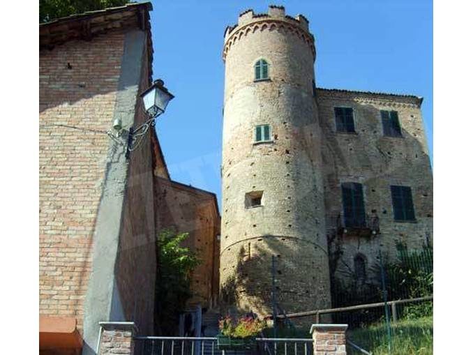 Domenica 5 luglio pic-nic nel parco e visite al castello di Calosso