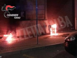 Paga mille euro a due piromani per incendiare il negozio del concorrente