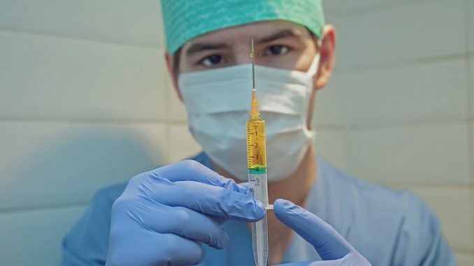 Coronavirus: quasi un italiano su due poco propenso a vaccinarsi