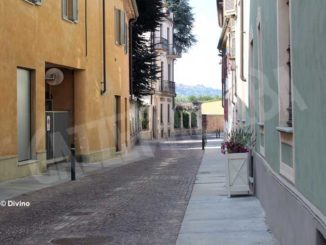 Nuovo porfido in via Giraudi ad Alba, da mercoledì sarà in vigore il divieto di accesso