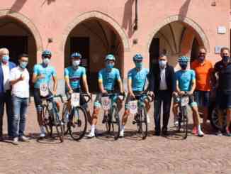 L'Astana Pro Team ad Alba in vista di Gran Piemonte e Giro d'Italia