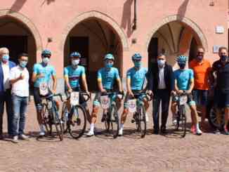 L'Astana Pro Team ad Alba in vista di Gran Piemonte e Giro d'Italia