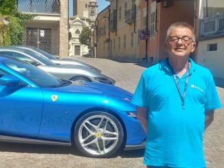 Barbaresco meta di un tour del gruppo Ferrari di Milano