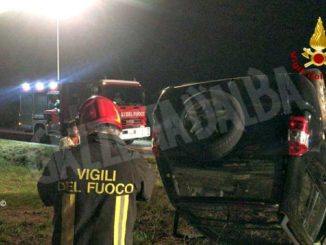 Fuori strada con la propria auto: donna soccorsa dai vigili del fuoco a Magliano Alpi