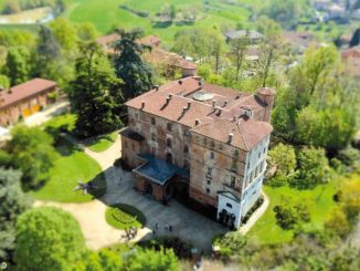 Il castello di Pralormo ospita un aristocratico mercatino delle pulci