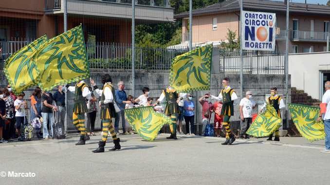 Una benedizione ai bambini per iniziare bene l'anno scolastico 12