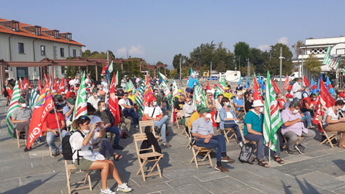 Cgil Cisl e Uil insieme in piazza a Cuneo, per una giornata di mobilitazione unitaria